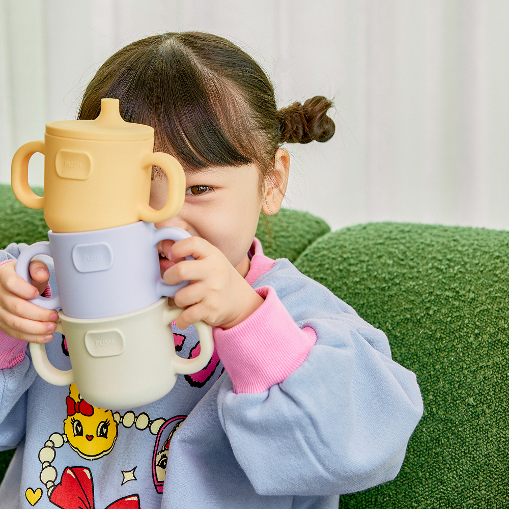 아이냠 3in1 유아 실리콘 스파우트 빨대컵 자기주도 양손 물컵 상세 이미지 2