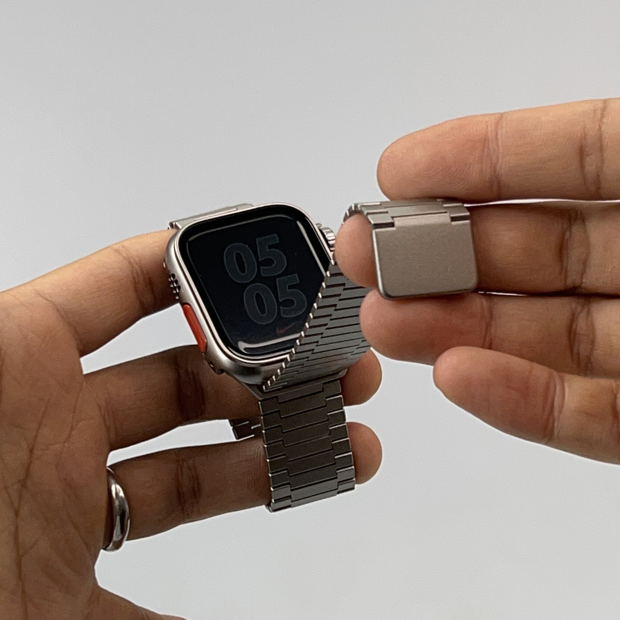 웨어플래닛 애플워치 마그넷 클래식 링크 루프 메탈 티타늄 밴드 스트랩 울트라 10 호환 시계 줄 상세 이미지 2