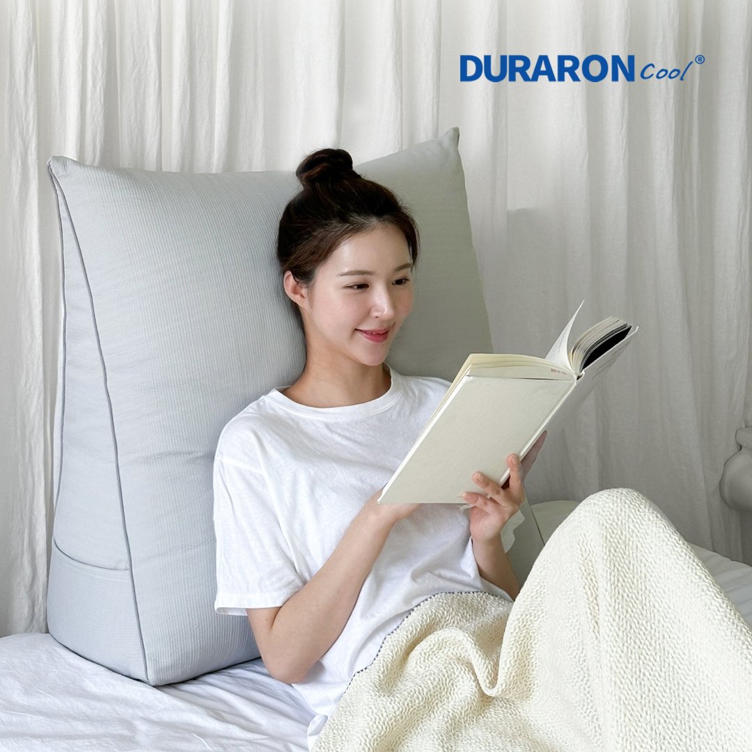 집앤콕 삼각 등받이쿠션 침대 쇼파 허리 중형 등쿠션 ML 코튼베이지 상세 이미지 1