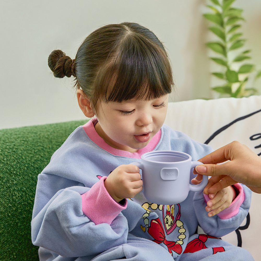 아이냠 3in1 유아 실리콘 스파우트 빨대컵 자기주도 양손 물컵 상세 이미지 2